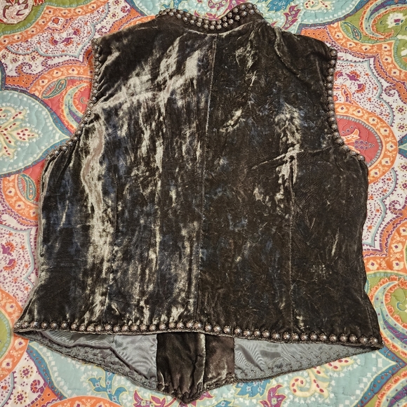 Double D Ranch Wear Studded Concho Green Crushed Velvet Vest | Size Medium - Picture 2 of 12